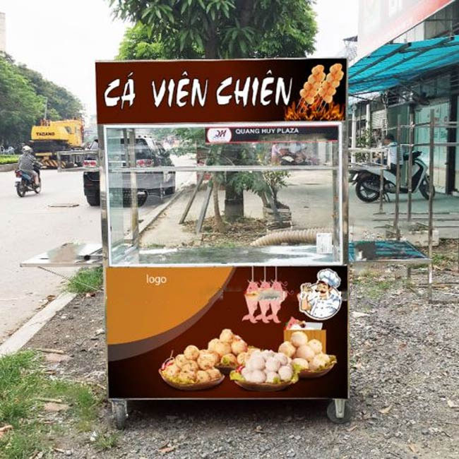 Xe đẩy bán hàng vỉa hè