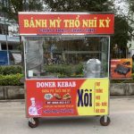 Tủ kính bán đồ ăn vặt