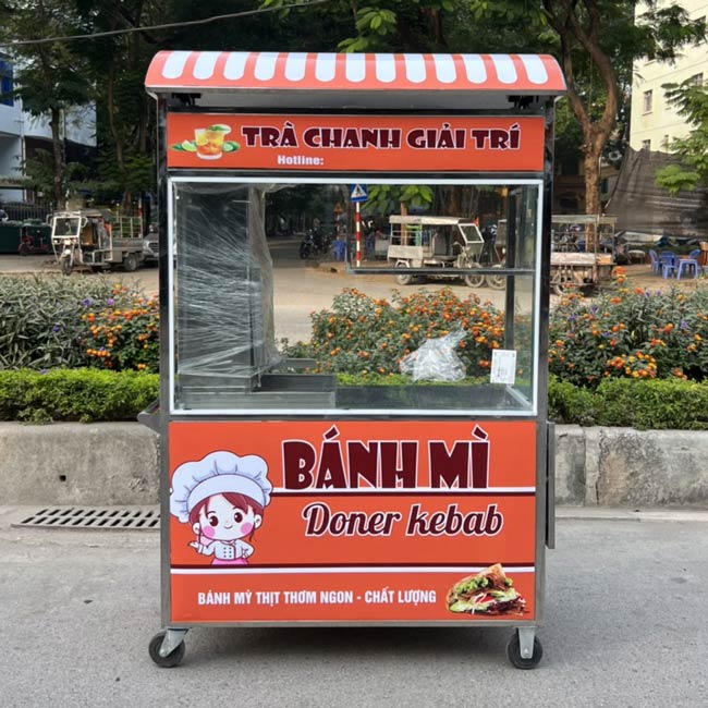 Xe bán bánh mì có lò nướng