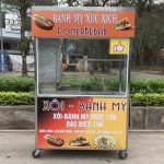 Xe bán bánh mì có lò nướng