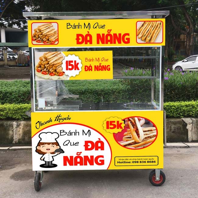 Xe bán bánh mì có lò nướng