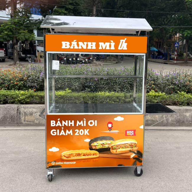 xe đẩy bánh mì thịt heo quay