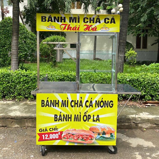 xe bánh mì chả cá thái hà