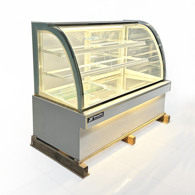 Tủ bánh kem 1m8 3 tầng kính cong Mới QHTBK3T-1.8C-NR