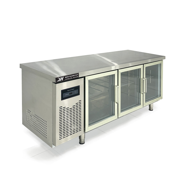 Tủ mát bàn chặt 1m8 330L làm lạnh trực tiếp