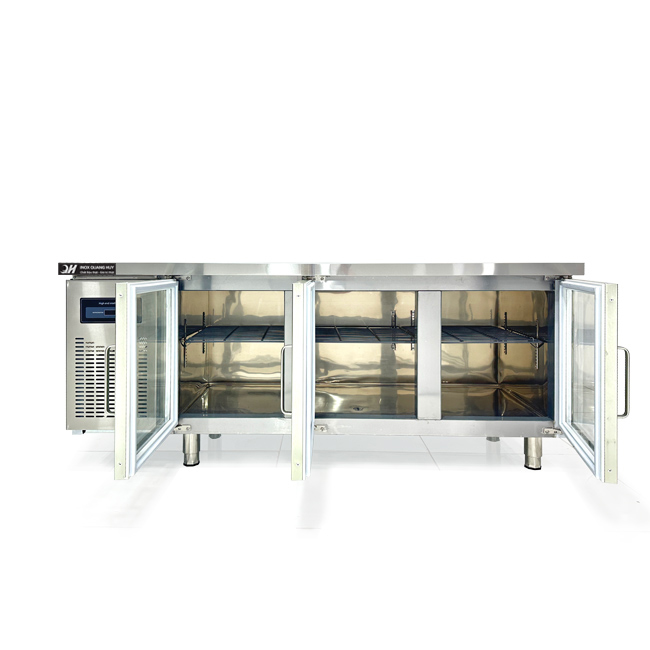 Tủ mát bàn chặt 1m8 330L làm lạnh trực tiếp